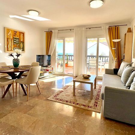 Beachfront Penthouse Apartment With Large Terrace And Breathtaking Sea Views Close To Marbella Spain Sitio de Calahonda Buitenkant foto