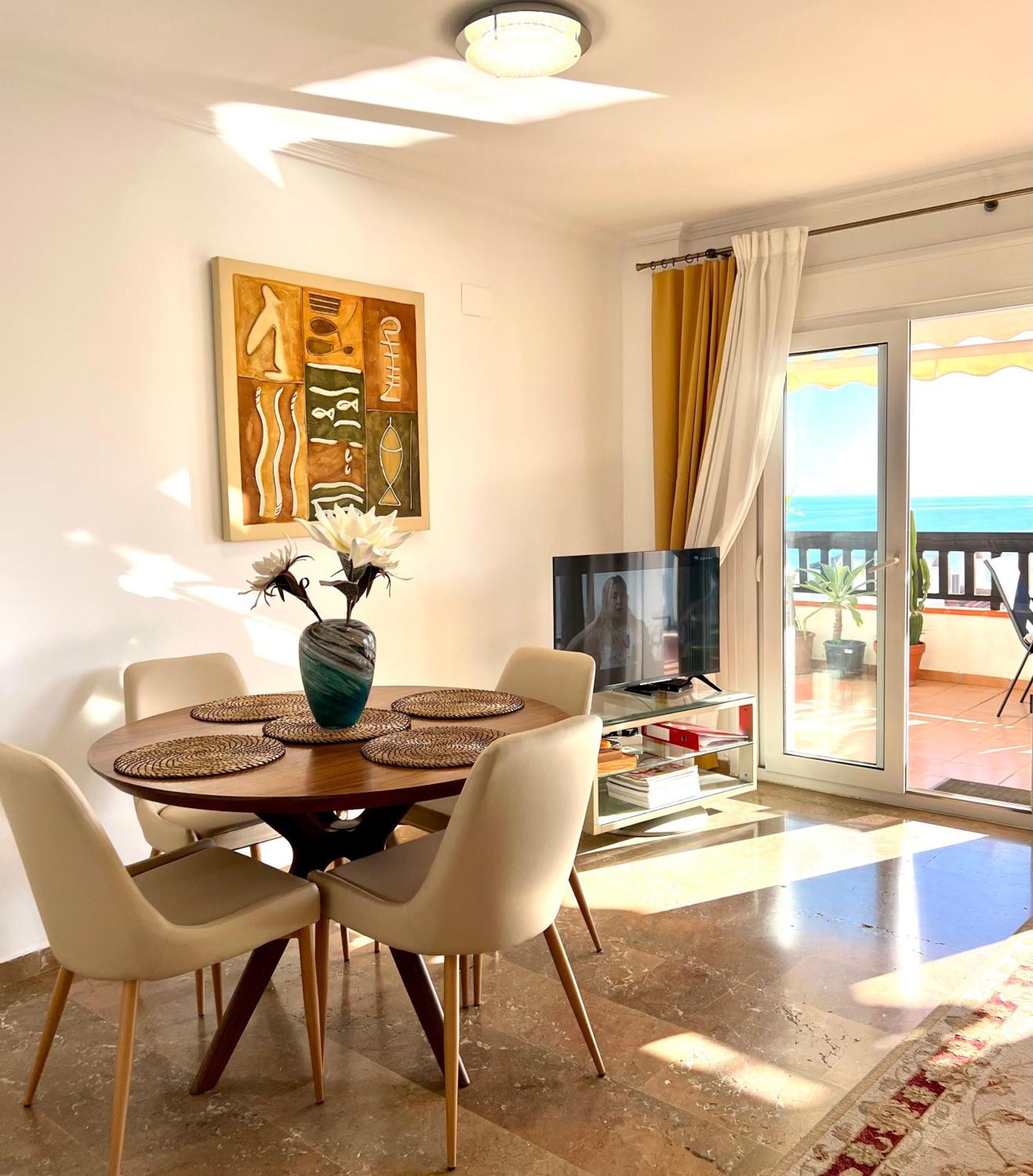 Beachfront Penthouse Apartment With Large Terrace And Breathtaking Sea Views Close To Marbella Spain Sitio de Calahonda Buitenkant foto
