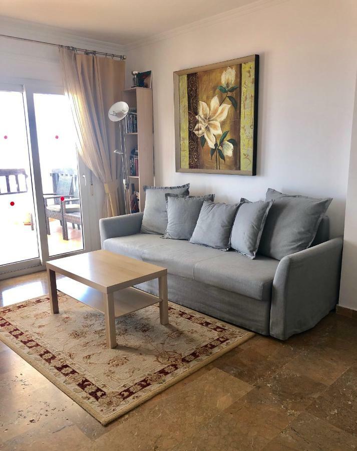 Beachfront Penthouse Apartment With Large Terrace And Breathtaking Sea Views Close To Marbella Spain Sitio de Calahonda Buitenkant foto